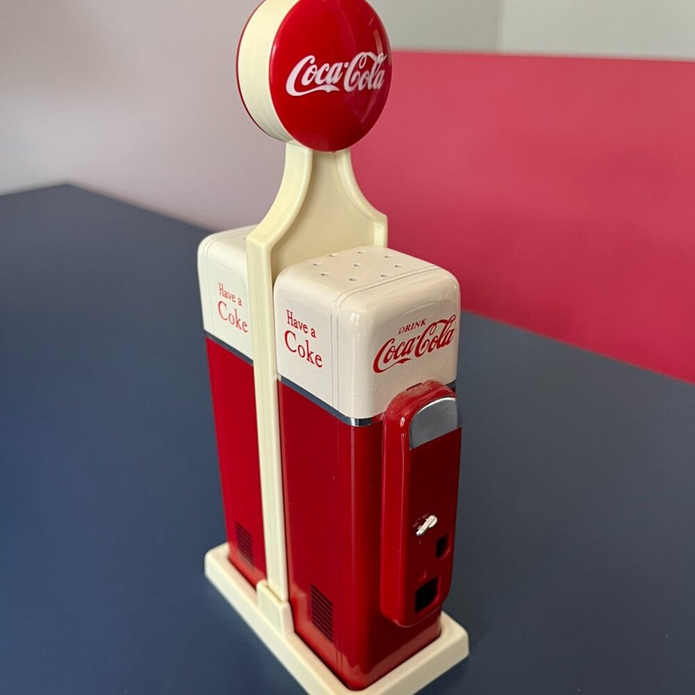 Coca Cola Salt & Pepper Shakers - Picture 2 of 4